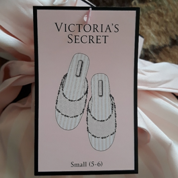 5x*Host Pick*Victoria Secret beautiful slippers - Picture 4 of 16